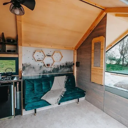 Tiny House Laura Svetlik